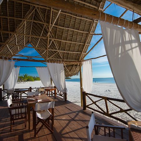 Konokono Beach Resort And Isaraya Luxury Overwater Villas Michamvi Екстериор снимка