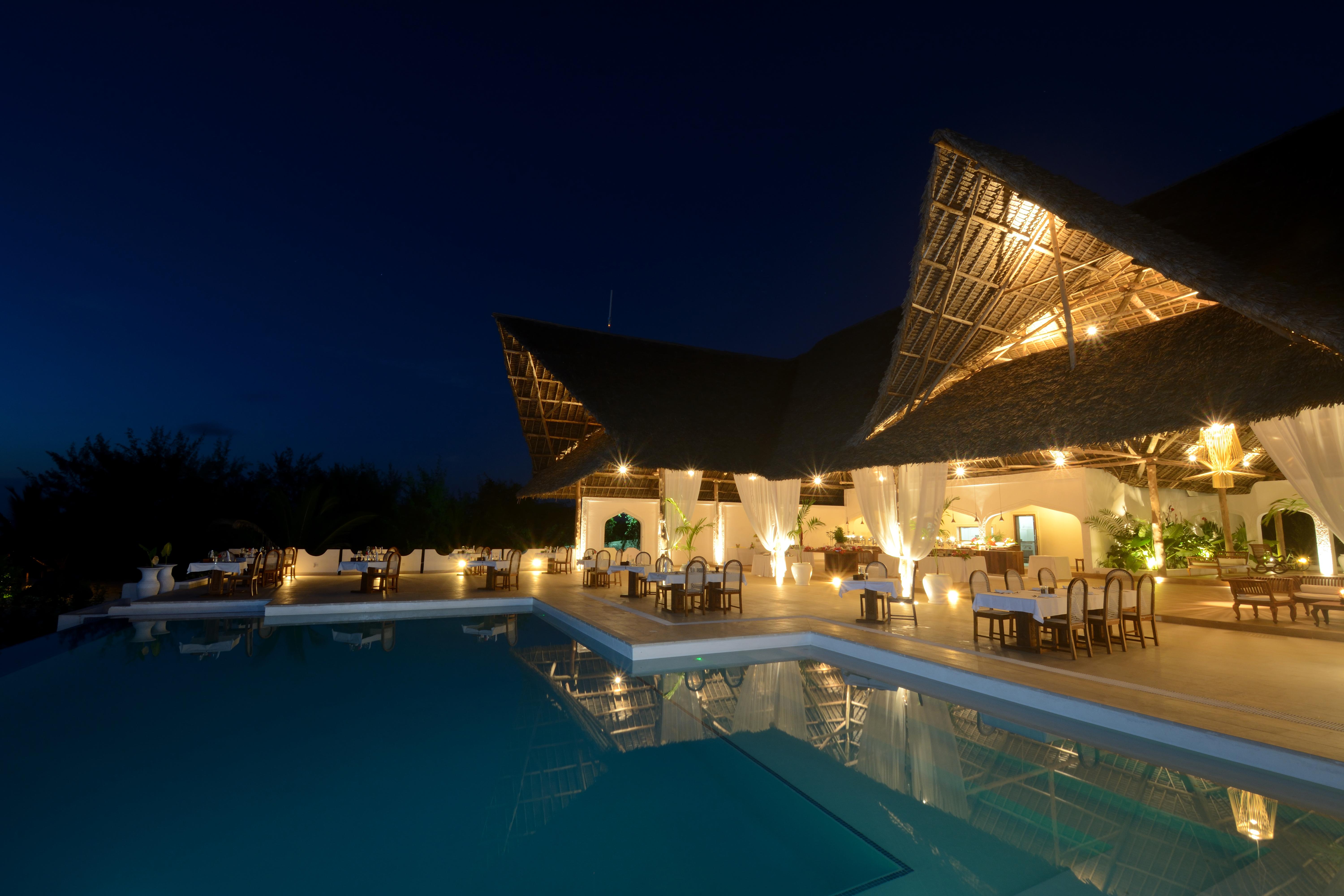 Konokono Beach Resort And Isaraya Luxury Overwater Villas Michamvi Екстериор снимка