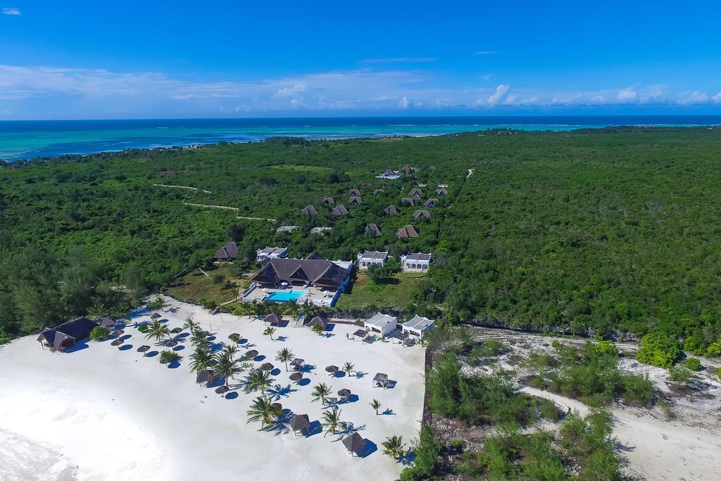 Konokono Beach Resort And Isaraya Luxury Overwater Villas Michamvi Екстериор снимка
