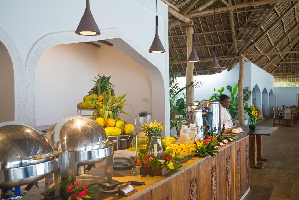 Konokono Beach Resort And Isaraya Luxury Overwater Villas Michamvi Екстериор снимка